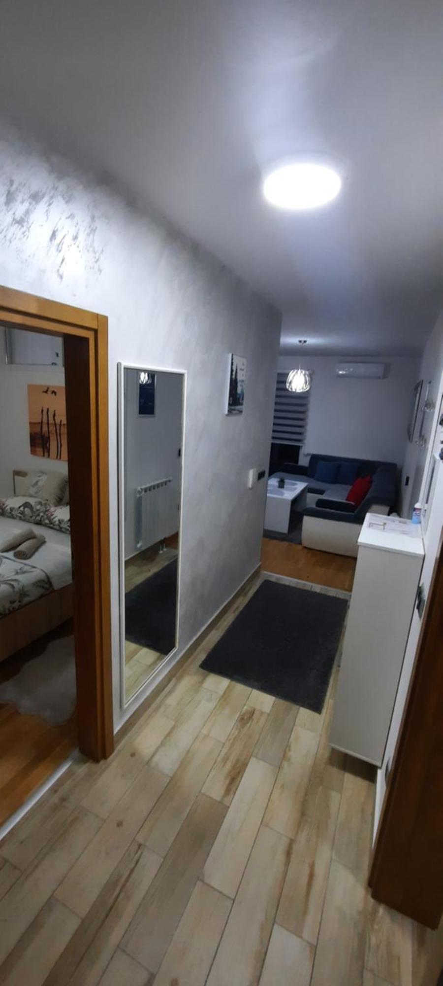 Apartman Bulevar Sarajevo - Free Parking エクステリア 写真